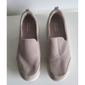 Skechers Women Go Walk Evolution Ultra Taupe Casual Shoes Sneakers Size 9.5